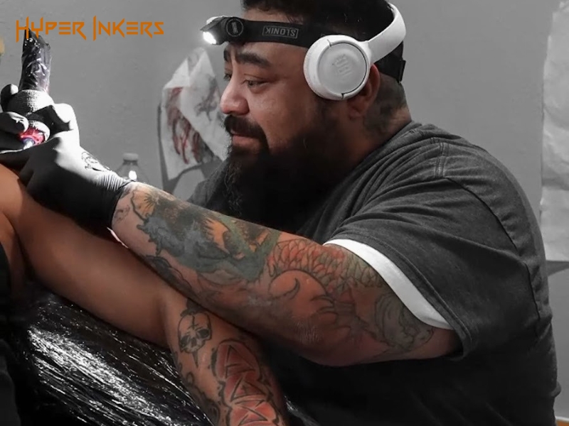 How do walk-in tattoos work